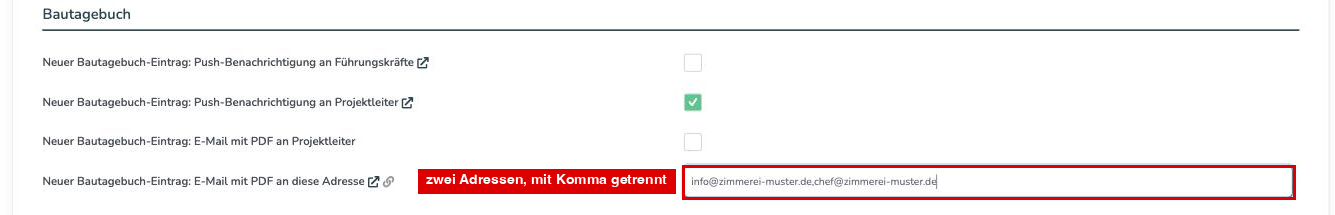 E-Mail-Feld mit zwei Adressen, durch Komma getrennt