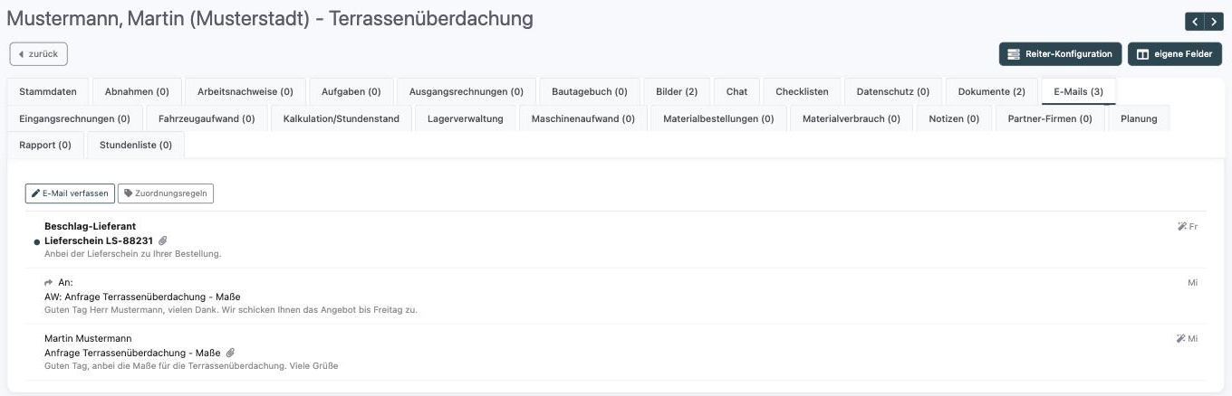 Projekt mit geöffnetem Reiter E-Mails und dem gesamten Schriftverkehr zum Auftrag
